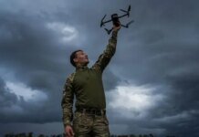 "Азов" повертається до Маріуполя. БПЛА патрулюють дороги на 160 км углиб до міста