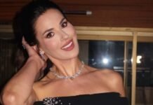 Ефросинина снялась в забавной футболке в день своего 47-летия