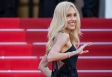 Даша Квиткова посетила красную дорожку Каннского кинофестиваля-2026