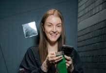 “Живот отрезала, жир отсосала”: жена Ткача ответила на слухи о похудении