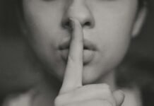 Психологи назвали 9 вещей, которые лучше всегда держать в тайне