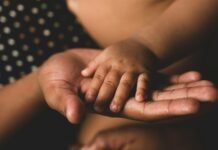 Ученые впервые научились редактировать ДНК эмбрионов человека: что это значит