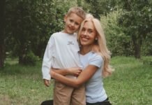 Квиткова устроила семейную фотосессию с Бражко в день 5-летия сына