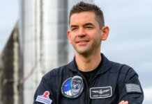 Глава NASA порушив заборону та пролетів на винищувачі F-5 на авіашоу у Вашингтоні