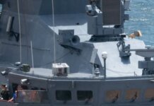 росія почала оснащувати бойові кораблі комплексами РЕБ "Пероед-М"