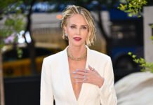 50-летняя Шарлиз Терон появилась на премьере Нолана без нижнего белья: разбираем смелый образ звезды (ФОТО)