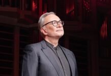 Меладзе поменял паспорт – что теперь с его украинским гражданством