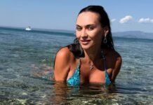 Саливанчук показала все купальники, которые взяла на отдых в Греции