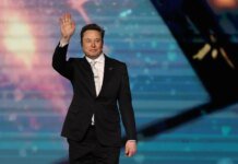 Акції SpaceX впали на 5% після першого звіту, попри рекордне зростання доходів