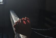 Сильнее любого оберега: 4 молитвы, которые обязательно нужно прочитать на Преображение Господне