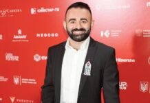 Звезда «Безумной свадьбы» Арам Арзуманян перенес операцию после травмы на сцене
