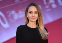 Джоли тайно путешествует по городам Украины: где заметили актрису