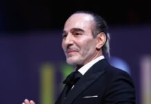 Джон Гальяно відмовився від виставки в музеї Met після хвилі критики