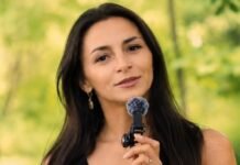 Гвоздева похвасталась подтянутой фигурой в бикини на пляже в Болгарии