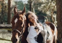 Петрожицкая раскрыла коллегу, с которым ей по нраву играть интим