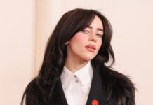 Билли Айлиш спела в платье от украинского бренда: сколько стоит образ звезды (ФОТО)