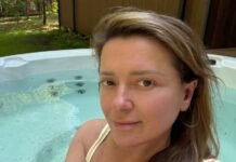 Могилевская в купальнике показалась в джакузи на фоне леса