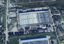 У російському сасово горить будівля із заводом "Саста" та дата-центром "Яндексу"