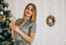 Основные цвета удачи на Новый год 2027: что надеть женщинам, чтобы год Красной Козы был счастливым